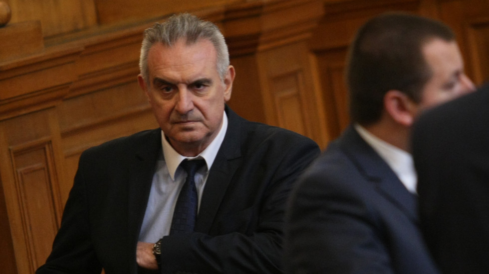 Валентин Касабов за протестиращите: Голяма част са лумпени, а другите – мутри