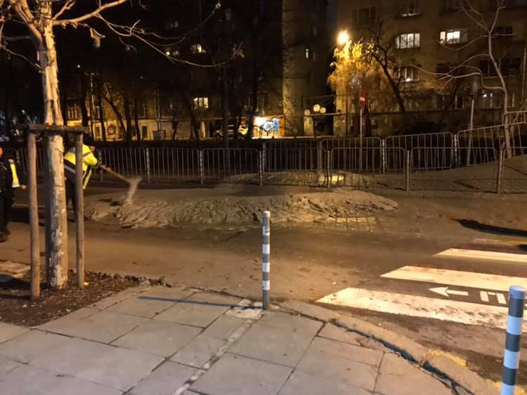 Авария при строежа на метрото: бетонова пяна изби под бул. Евлоги Георгиев