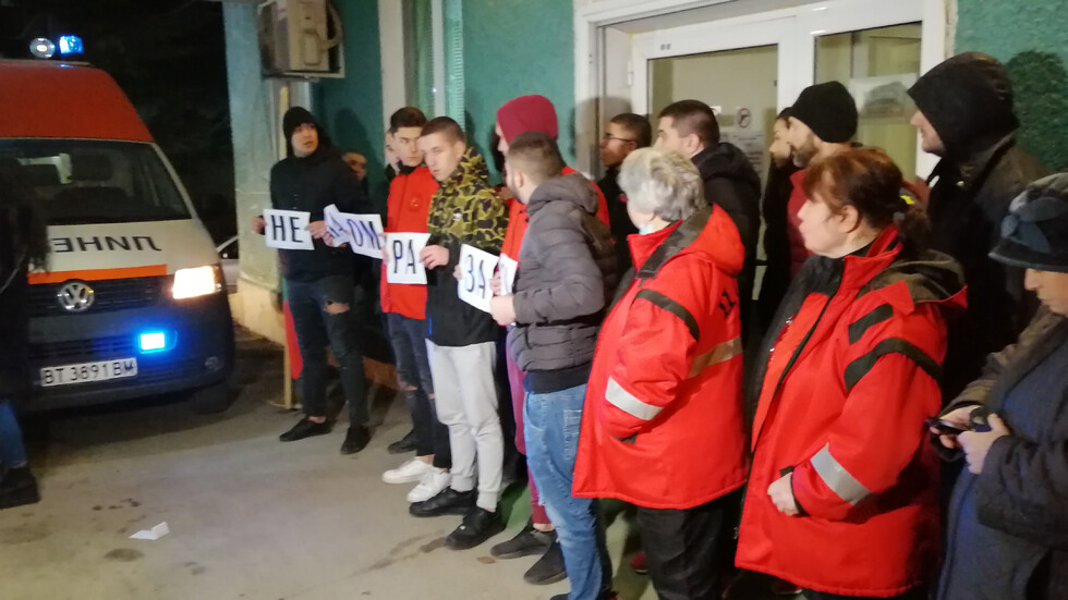 Граждански патрули пазят медиците от Спешна помощ в Горна Оряховица