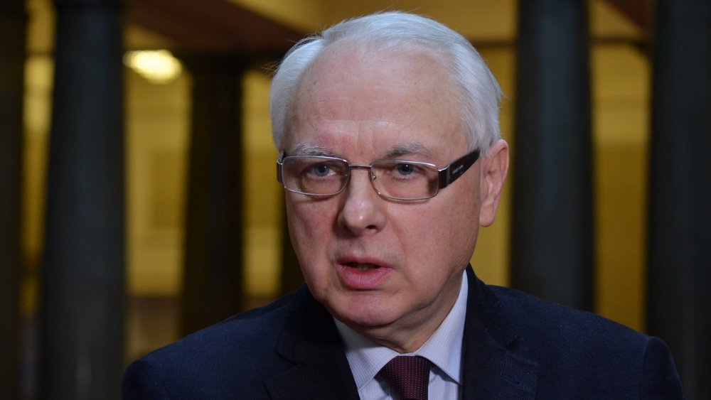 Велизар Енчев: В какво съгреши Румен Радев, та вбеси обитателя на „Дондуков“ 1?
