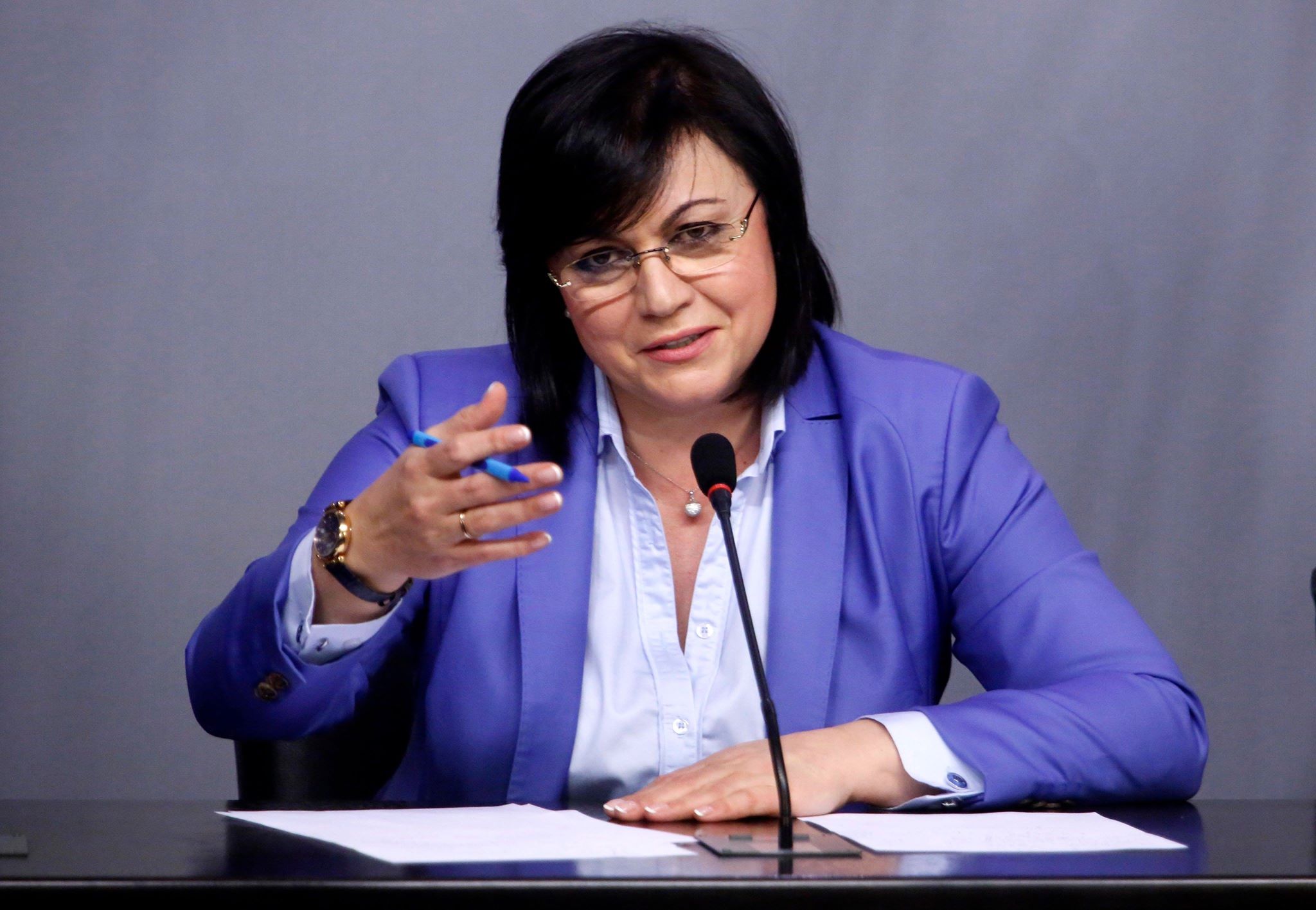 Нинова: Няма да се върнем в парламента, не са изпълнени всичките ни условия