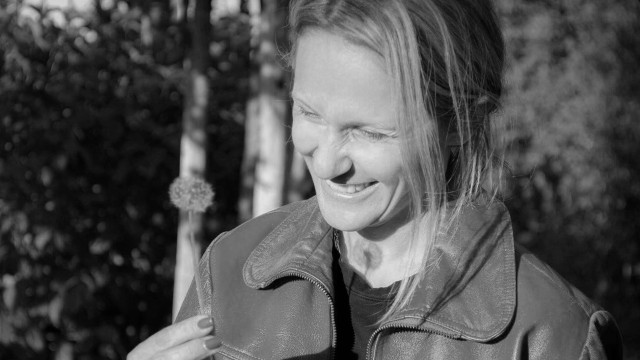 Почина журналистът Весела Тотева, посветила живота си на младите хора и борбата им с дрогата и насилието