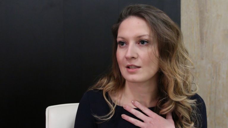 Коя е Цветелина Пенкова, трета в листата на БСП?