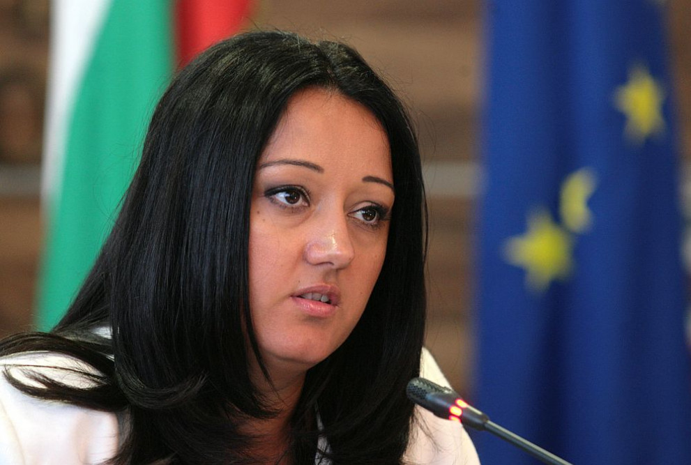 Лиляна Павлова е евродепутат, Андрей Слабаков отпада