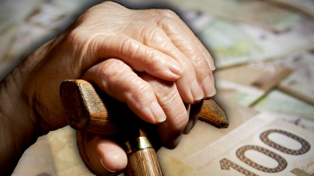 Колко струва достойнството на един пенсионер в България?