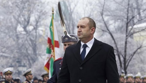 Има ли народ зад Президента?