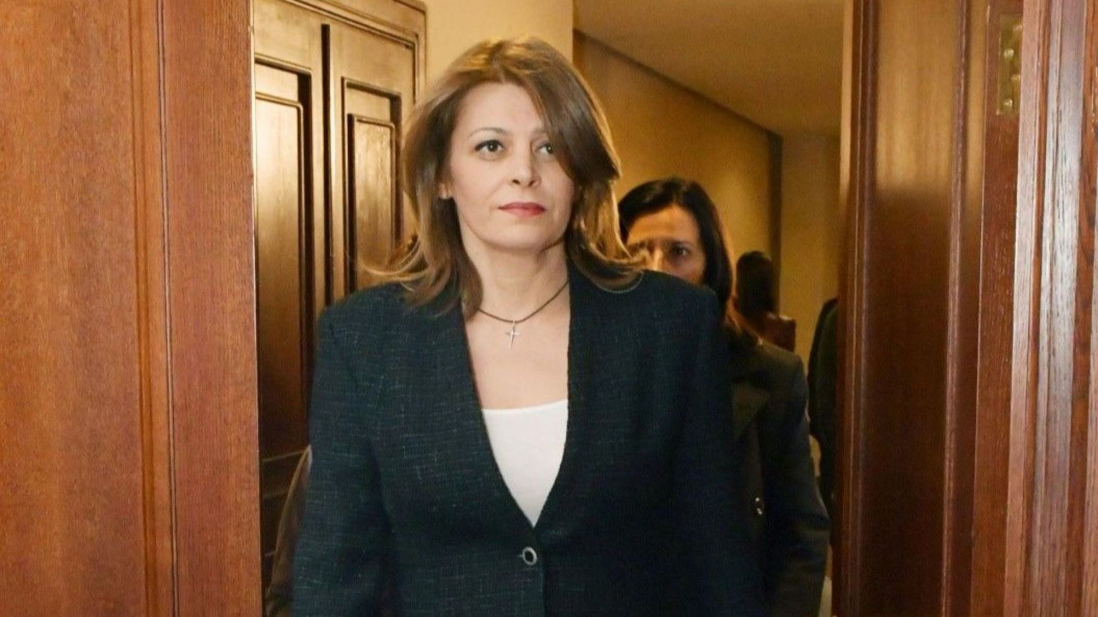 За корона вируса и нас. Сериозно, без музика.