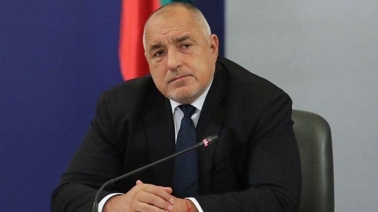 Тулупи, негодници...