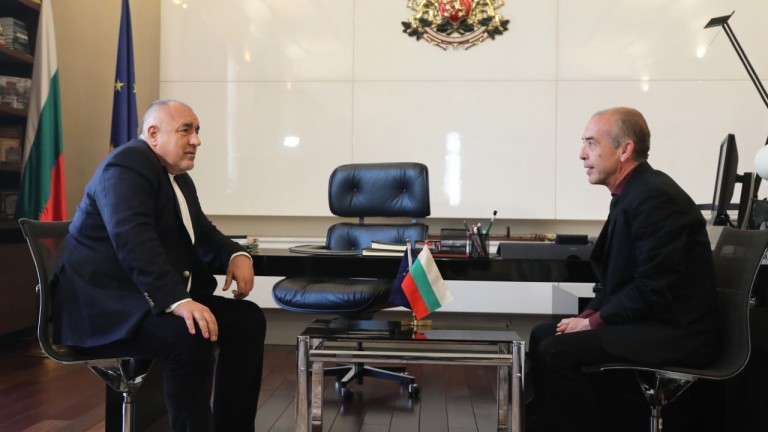 Борисов към Мангъров: „Ако бях жена, щях да ти пусна“