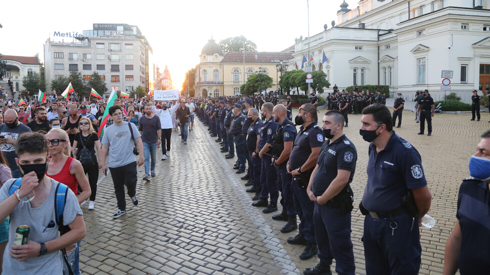 Протест без ярост