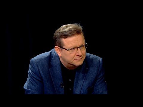 Свидетели сме на упадъка на две системи