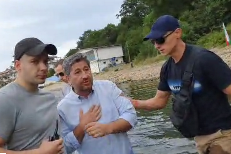 Сблъсък (ВИДЕО)