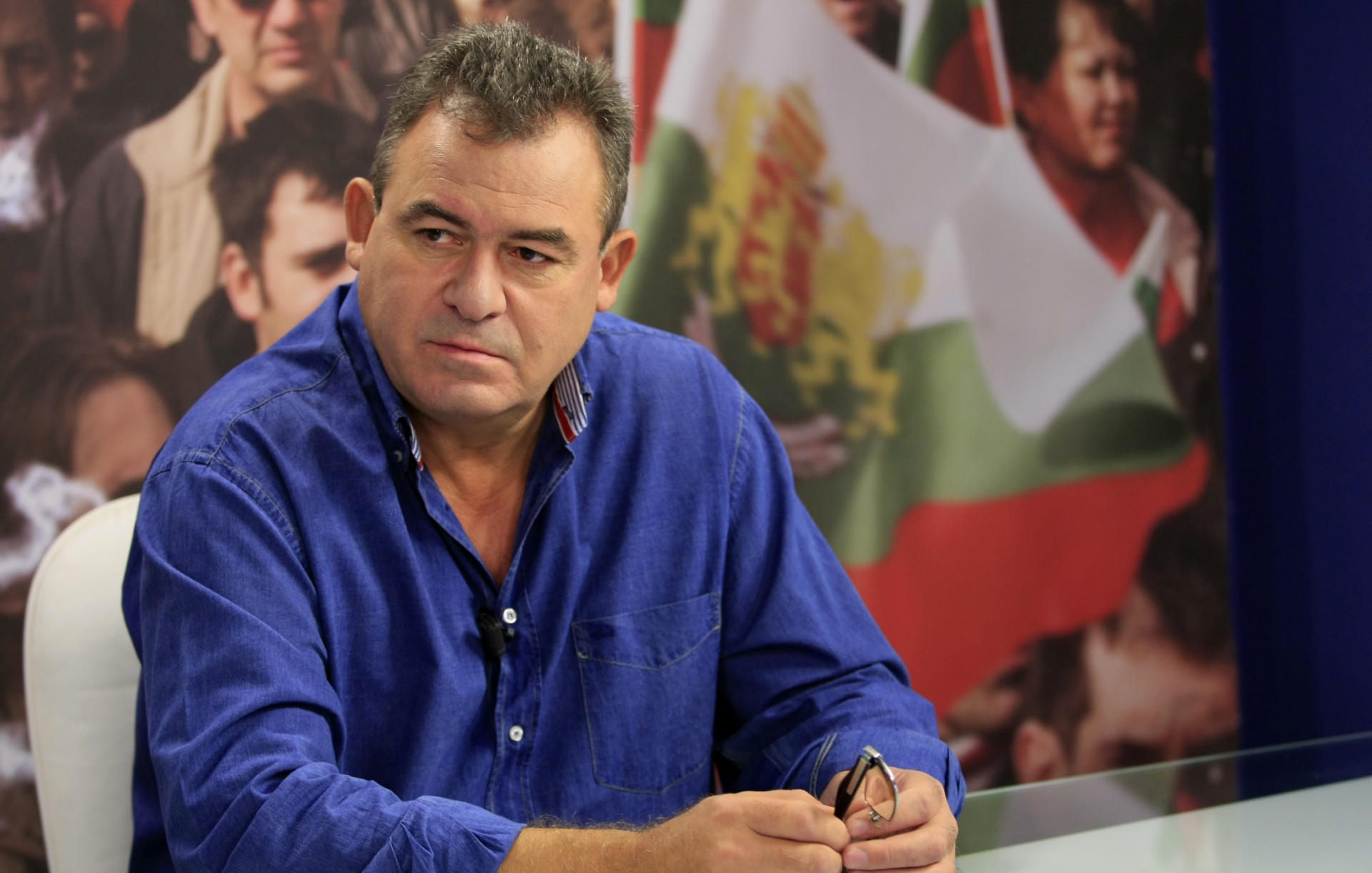 Богомил Бонев: Не мога да приема полицаи с боксове и черепи по униформите.